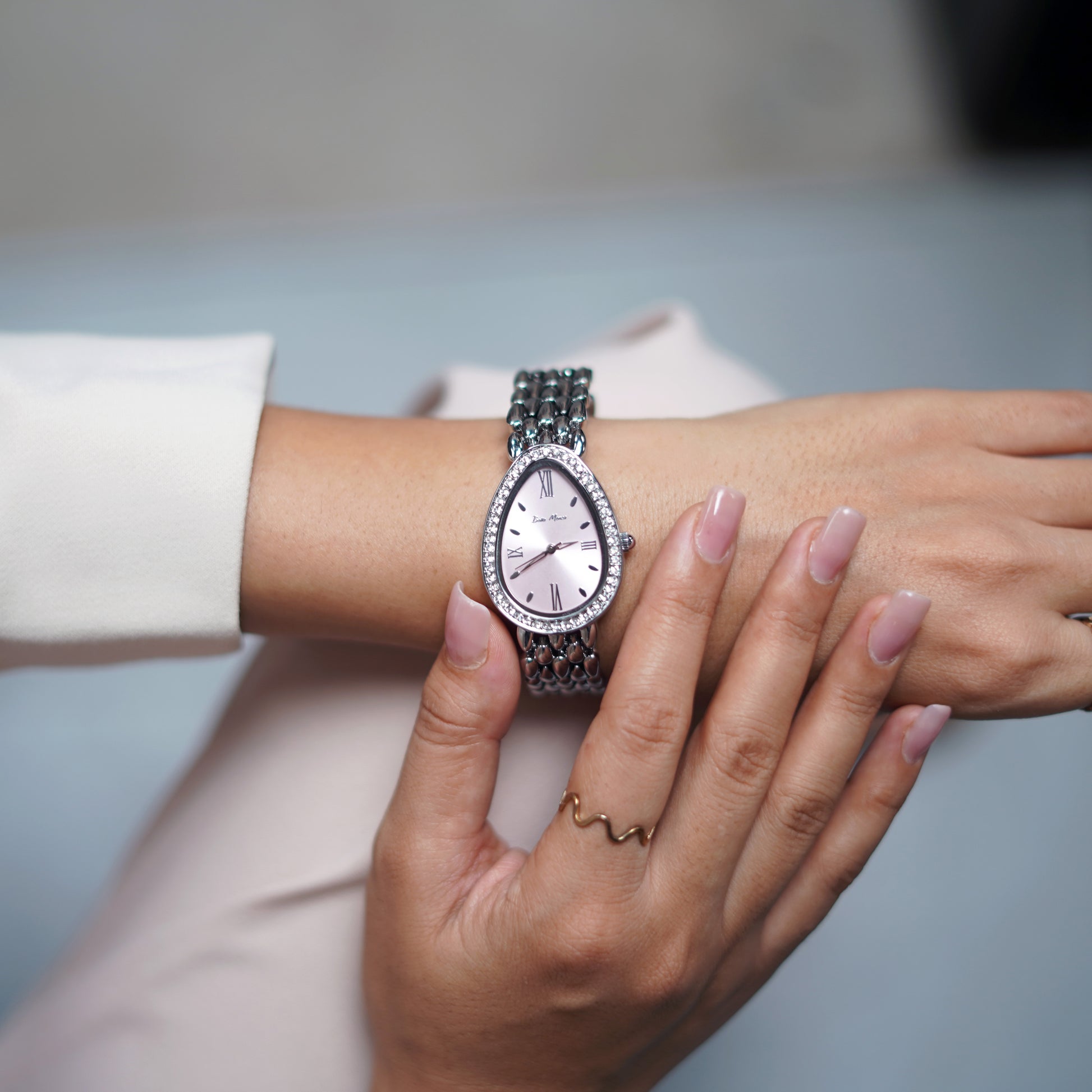 Silver Watch With Pink Dial